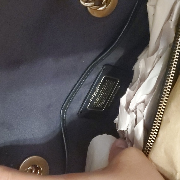 Coach Parker Bag in Oxblood - Picture 4 of 6